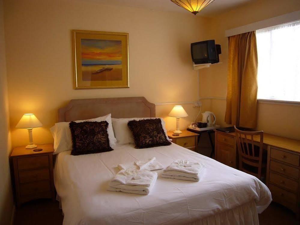 Mayfair Hotel - Isle Of Wight 尚克林 外观 照片