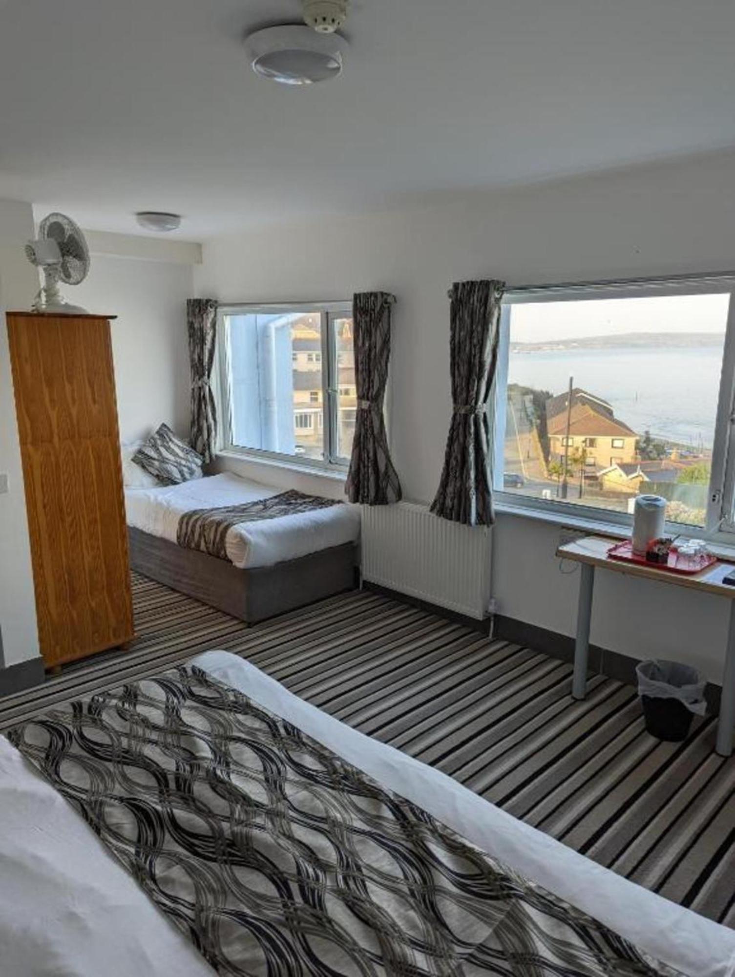 Mayfair Hotel - Isle Of Wight 尚克林 外观 照片