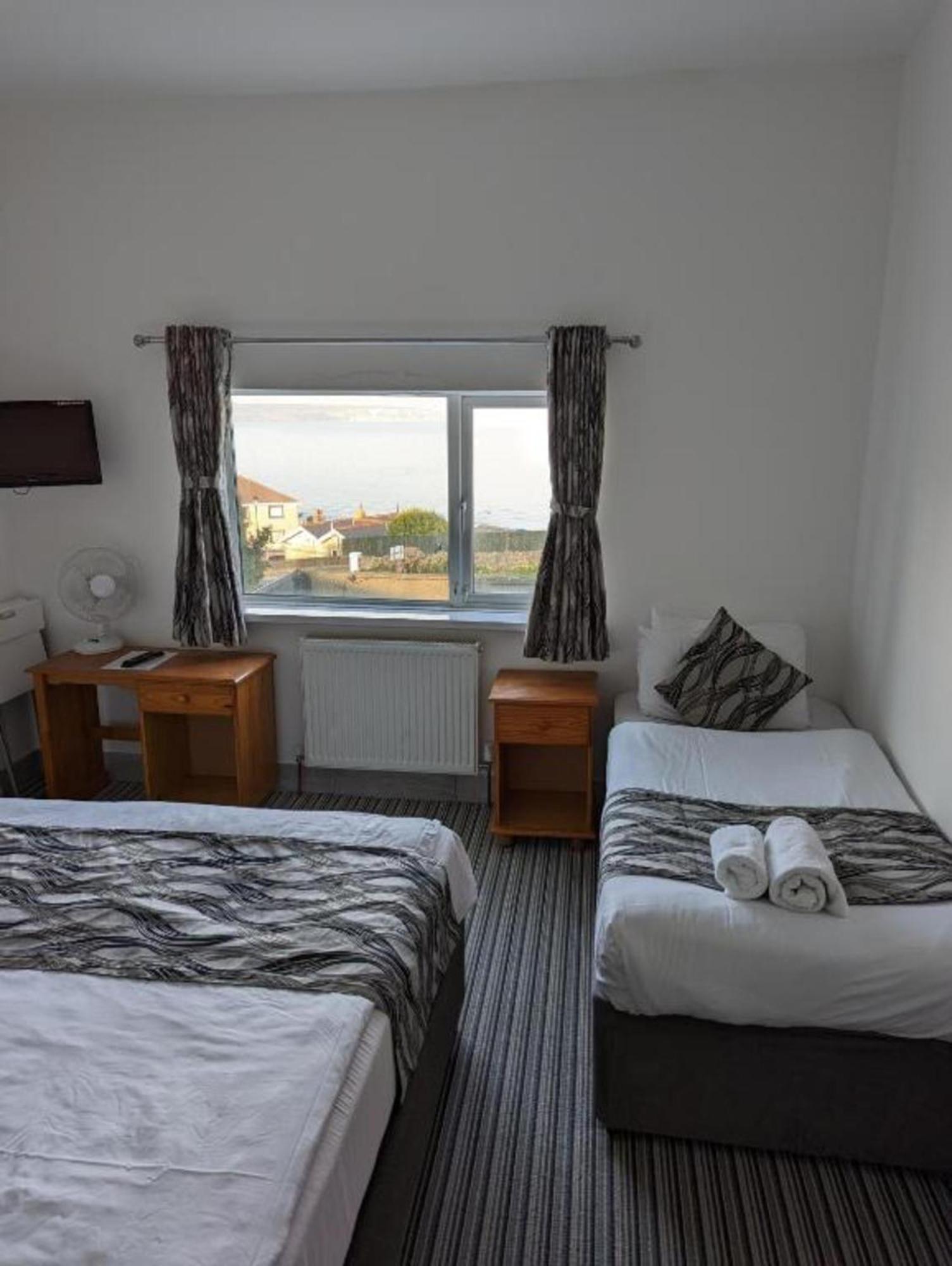 Mayfair Hotel - Isle Of Wight 尚克林 外观 照片