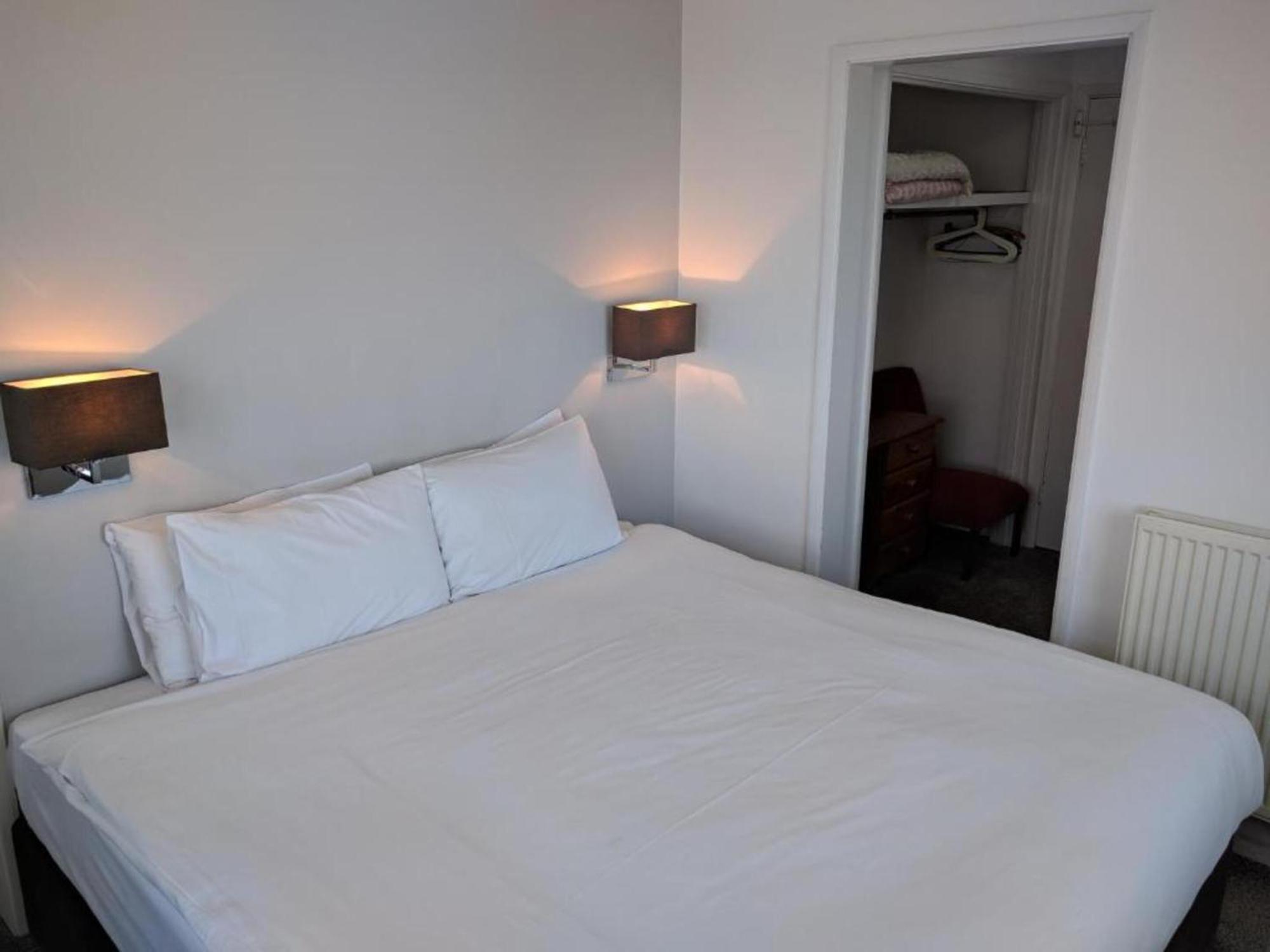 Mayfair Hotel - Isle Of Wight 尚克林 外观 照片