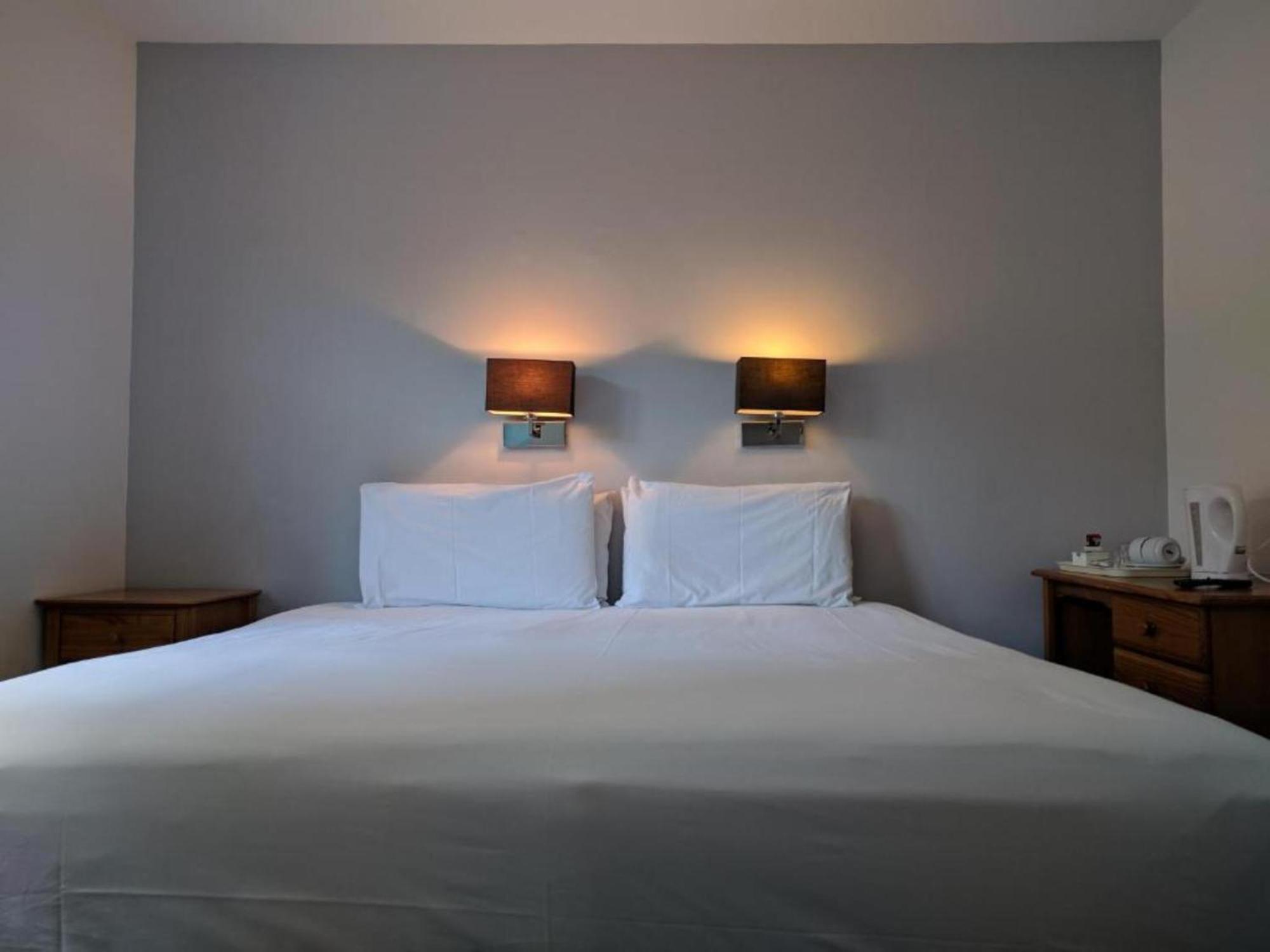 Mayfair Hotel - Isle Of Wight 尚克林 外观 照片