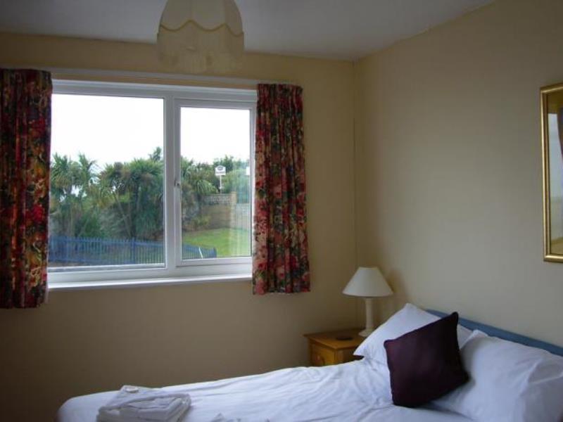 Mayfair Hotel - Isle Of Wight 尚克林 外观 照片
